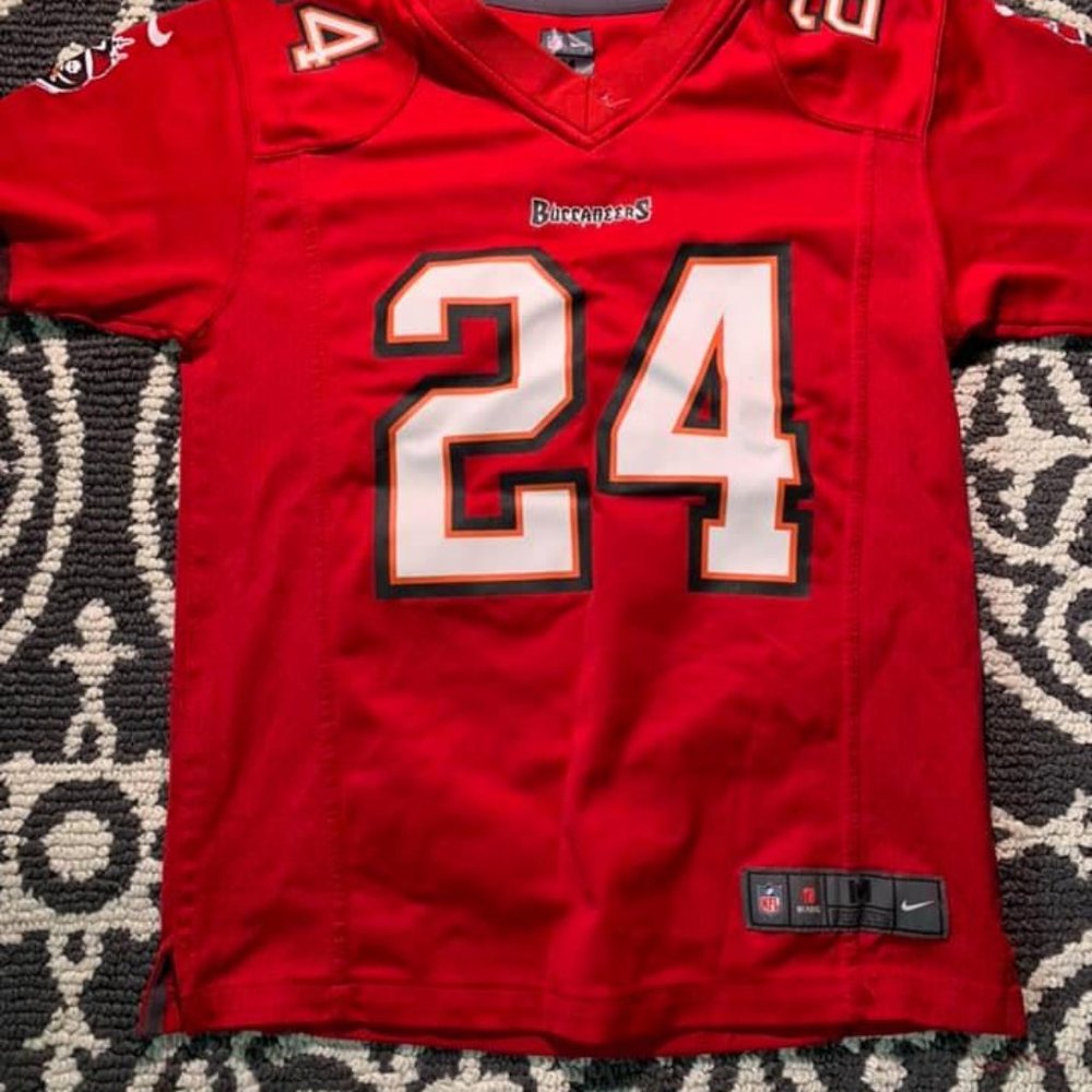 Buccaneer Revis Jersey